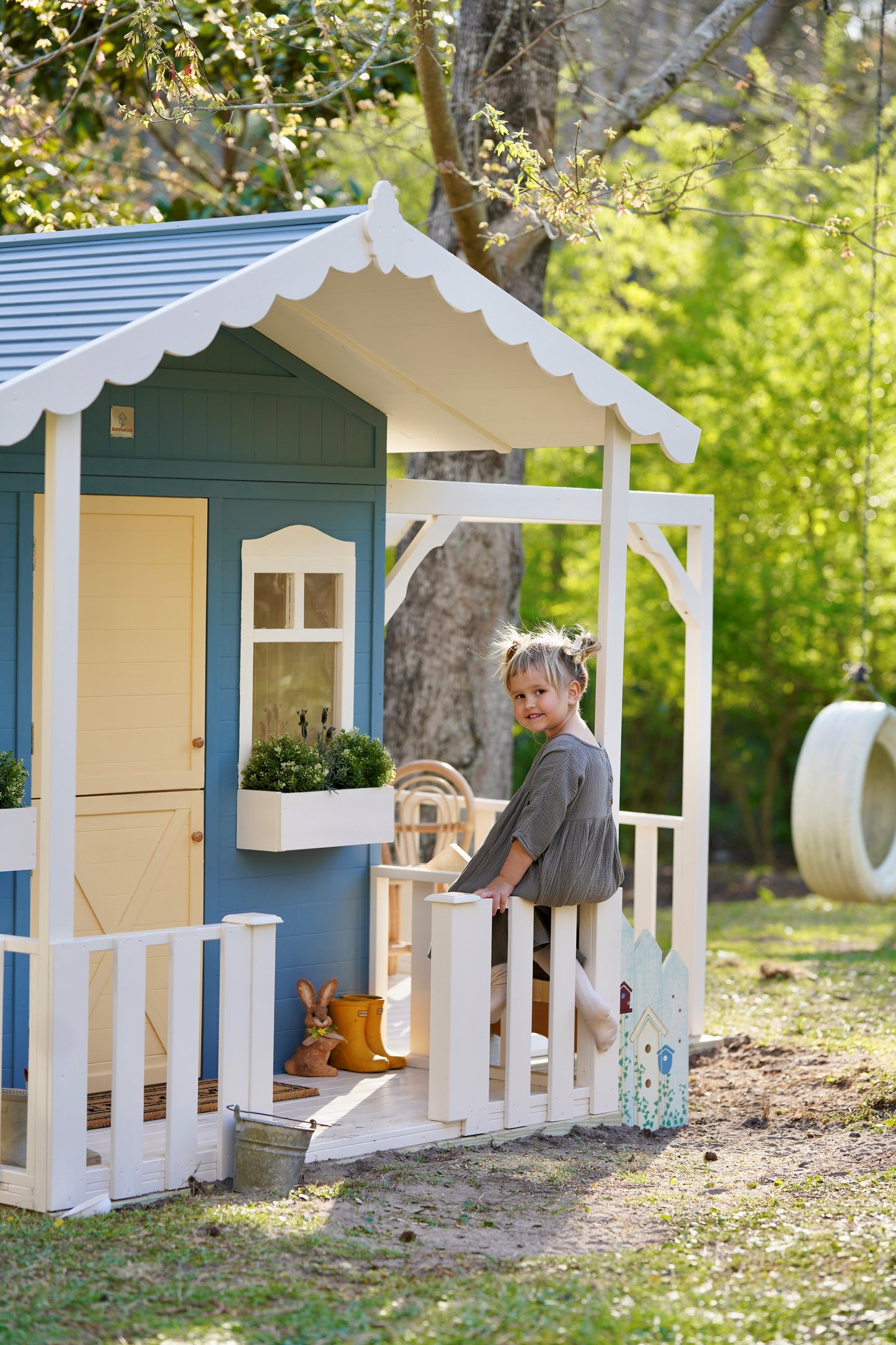 Frankie Grand Playhouse